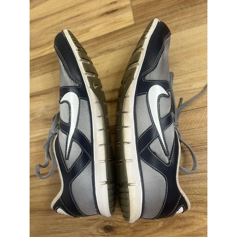 Vtg Nike Oceania NM Shoes WM Size 7.5 Gray Navy Mesh Athletic‎ Running Sneakers